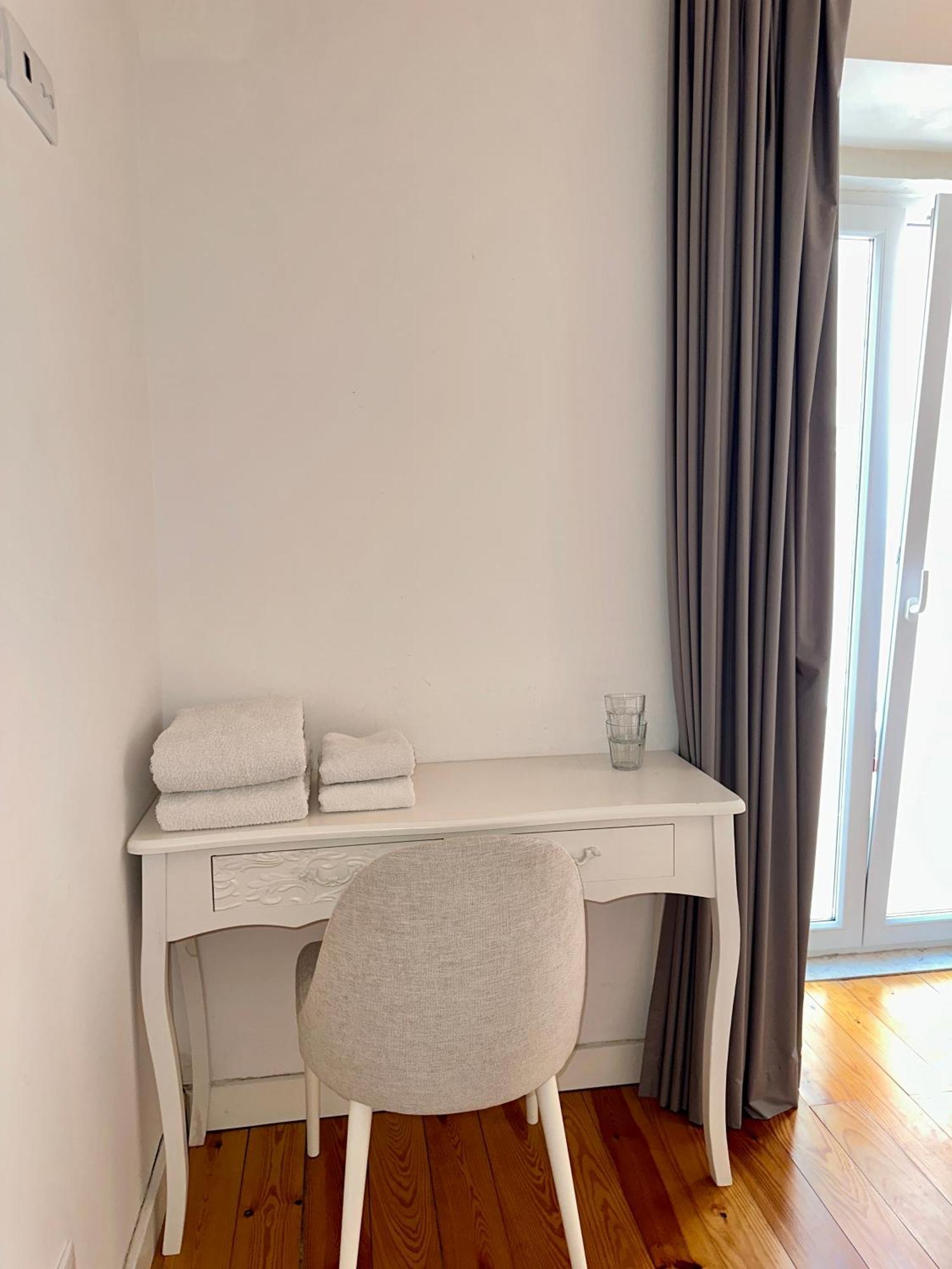 Castle Suites Lisbon Exterior photo
