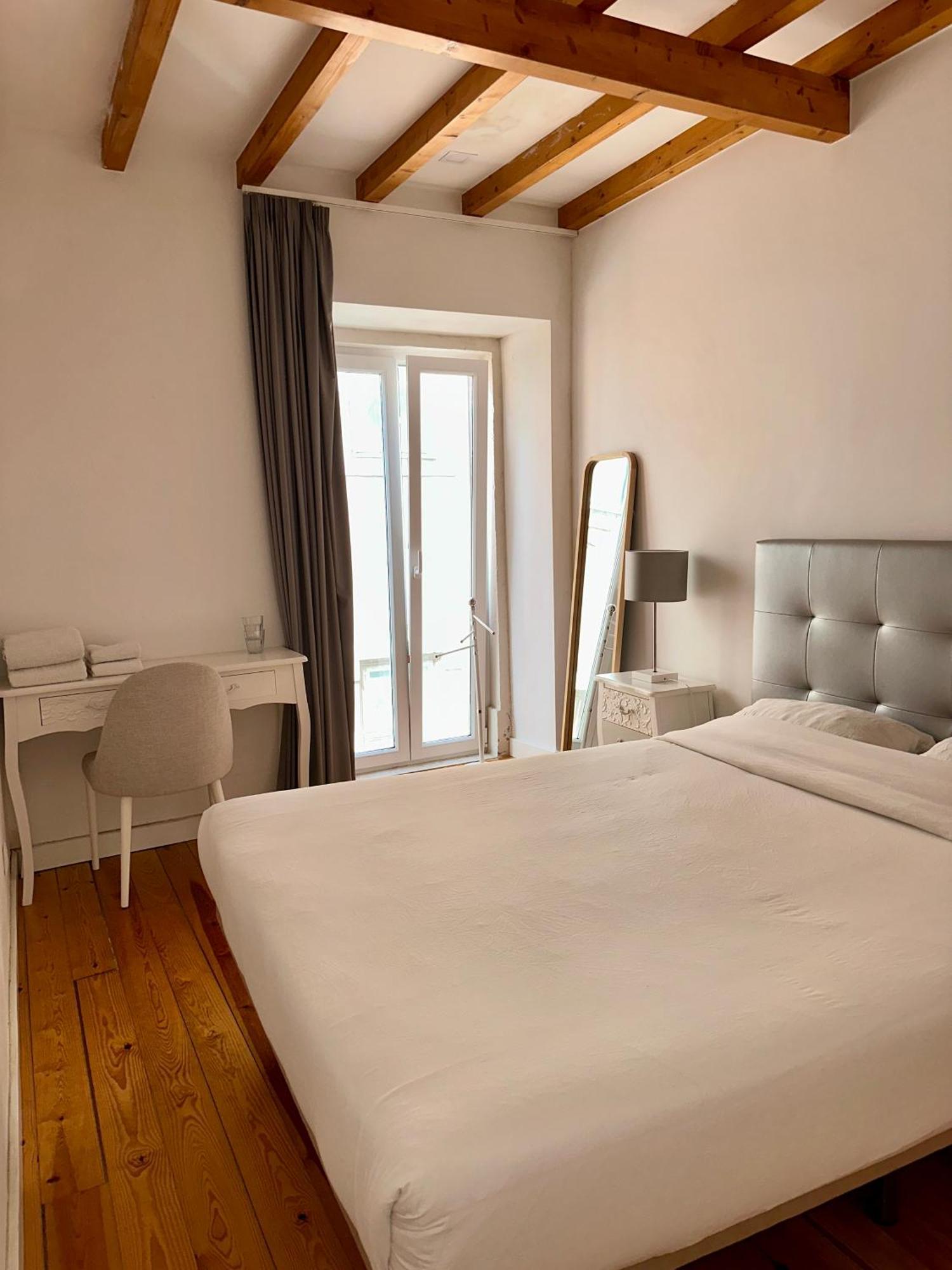 Castle Suites Lisbon Exterior photo